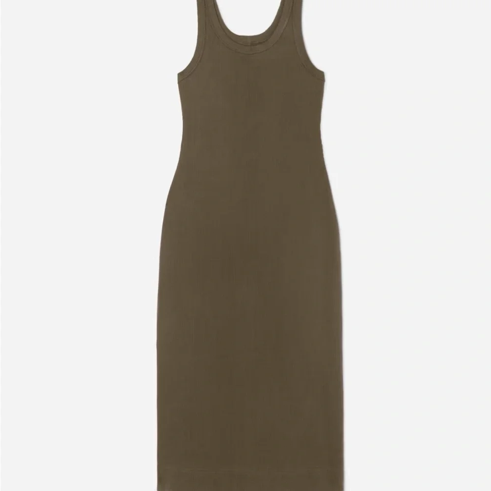 Everlane The ‘90s Rib Dress - Picture 4 of 8